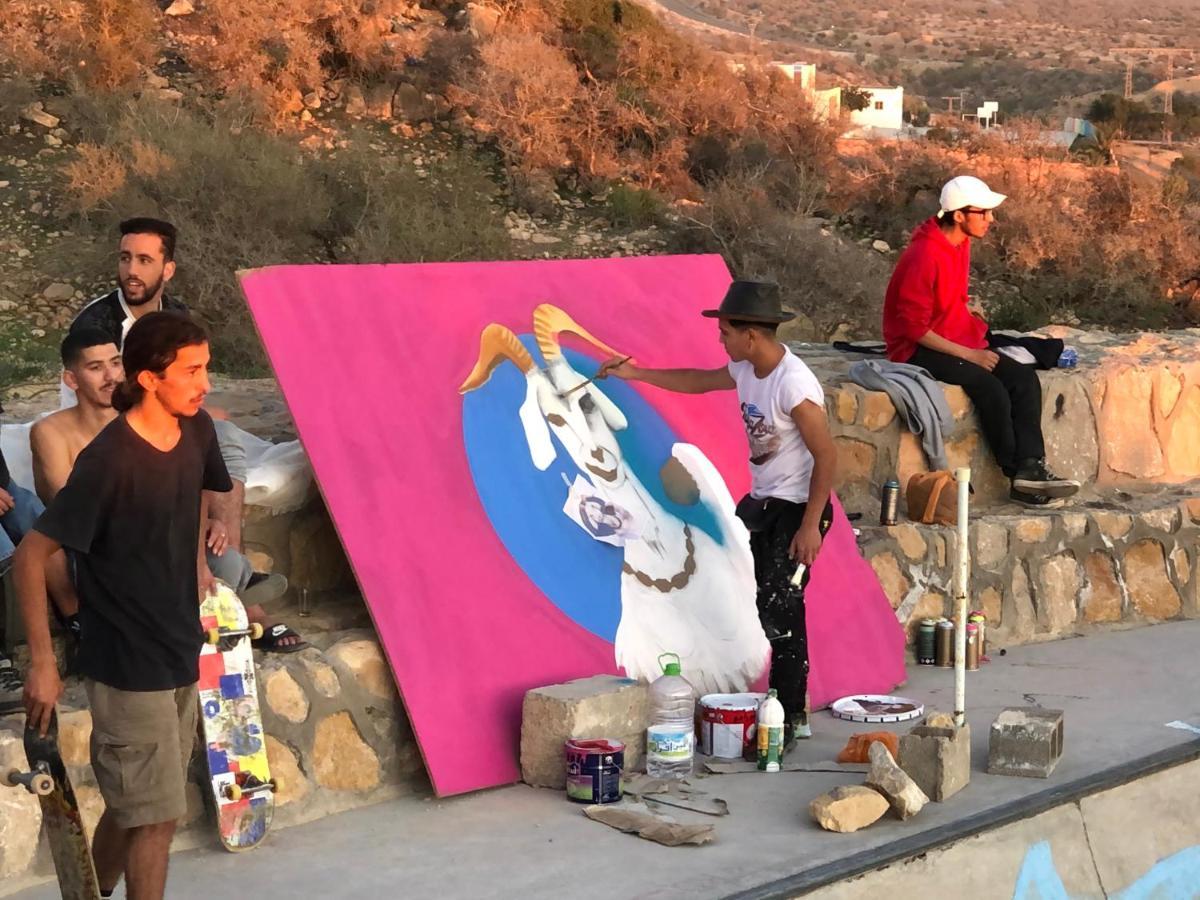 タガズー Surf & Skateホステル エクステリア 写真